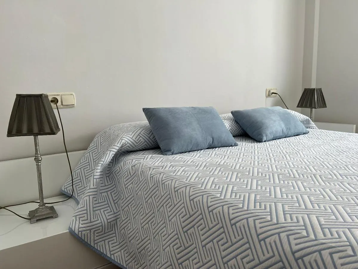 Apartamento La Calahorra Con Parking Gratuito Apartment Cordoba Spain