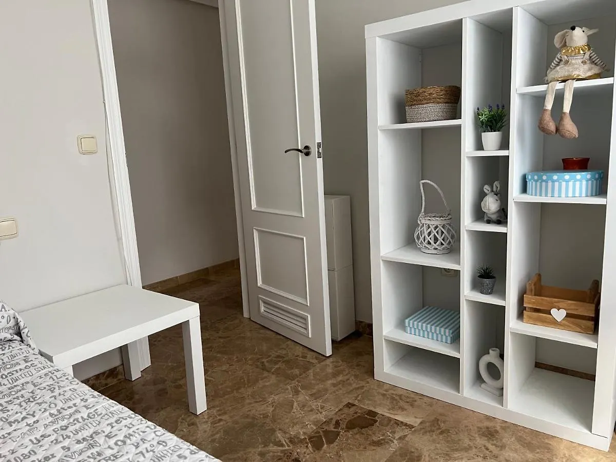 Apartamento La Calahorra Con Parking Gratuito Apartment Cordoba